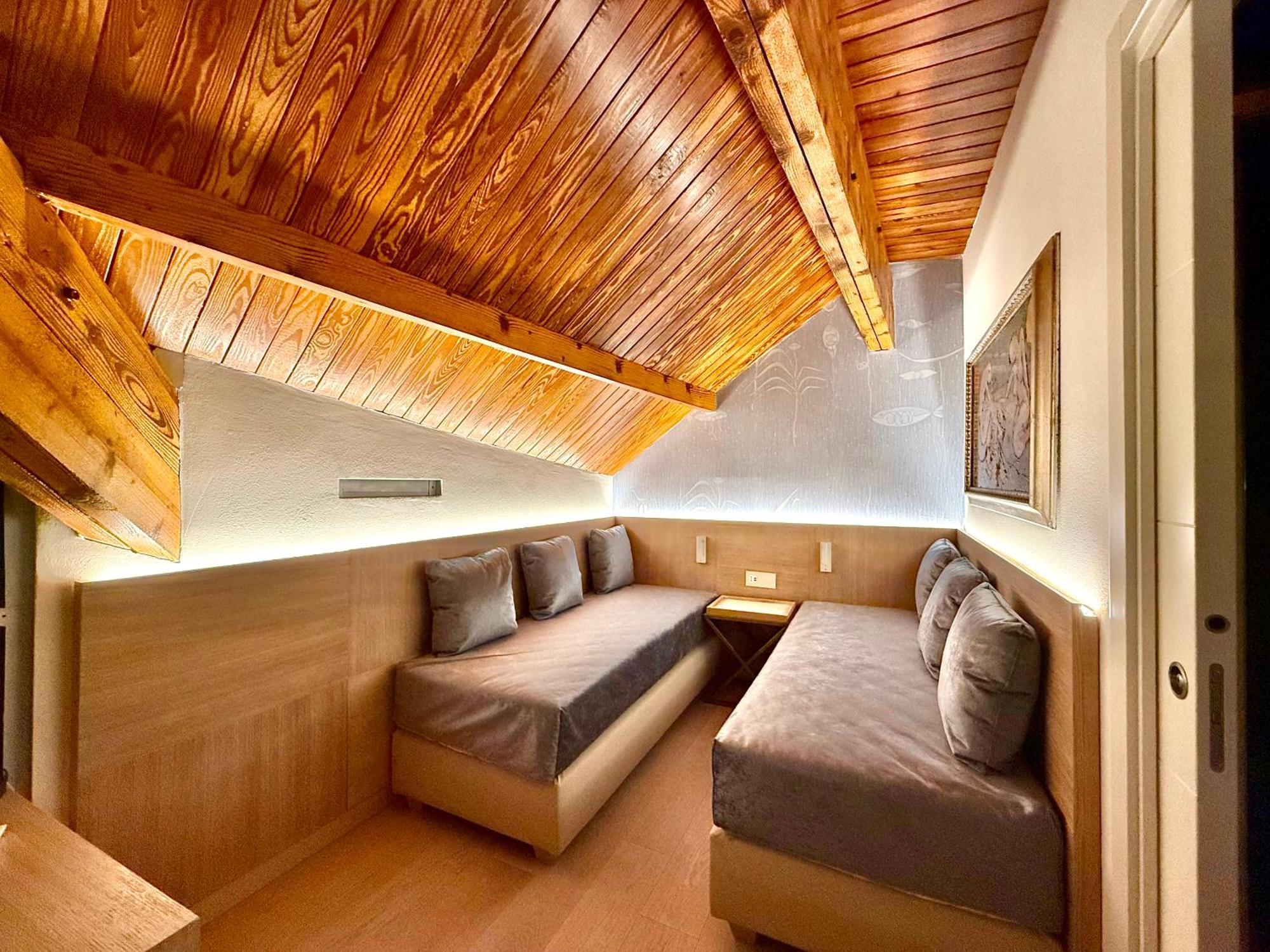 La Bussola Beach Hotel ปุนตาอาลา ภายนอก รูปภาพ